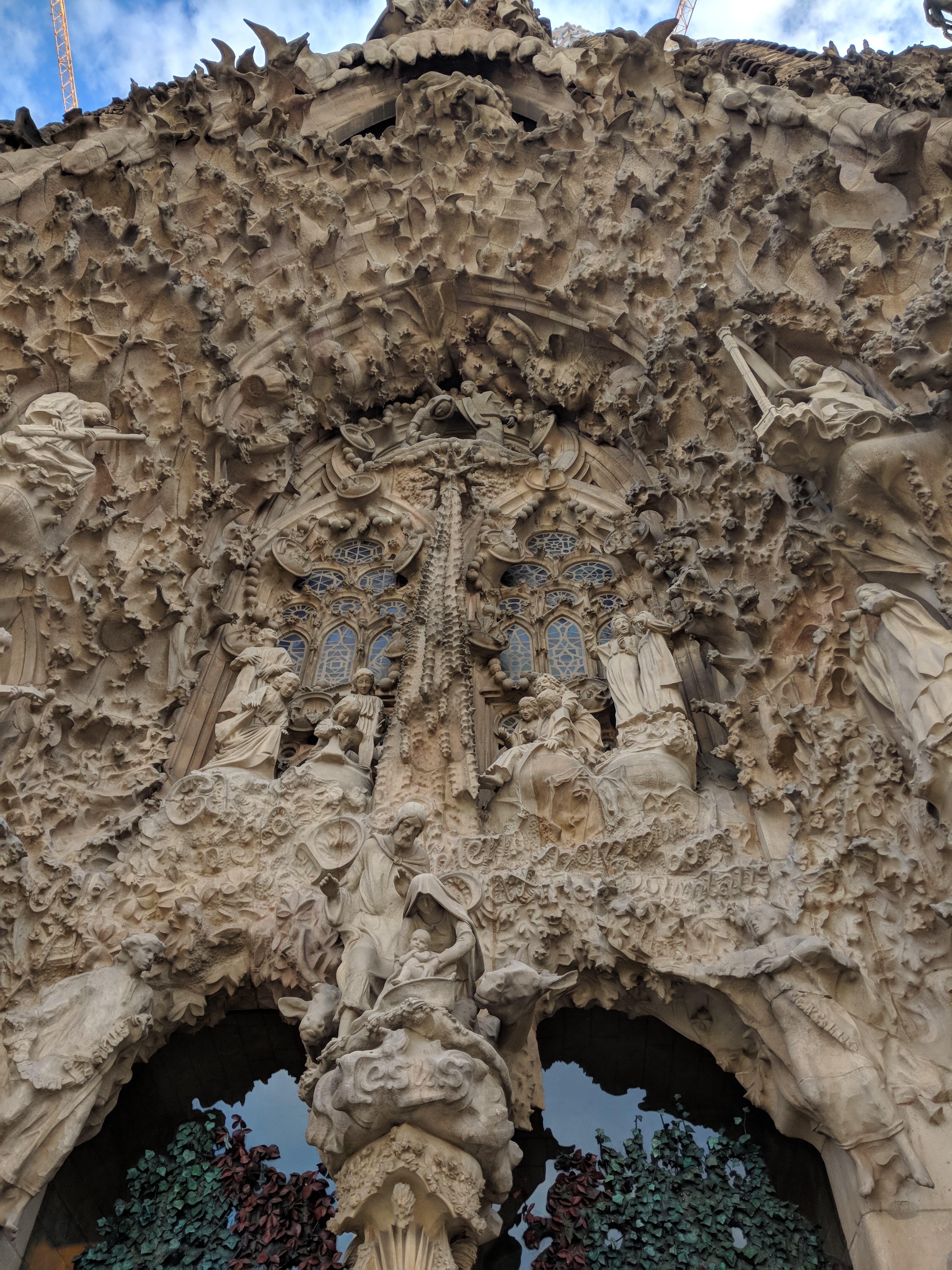5 reasons to Visit Sagrada Familia - Four Thousand Weeks